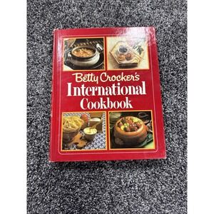 Vintage‎ Betty Crocker's International Cookbook, 1980 Hard Cover